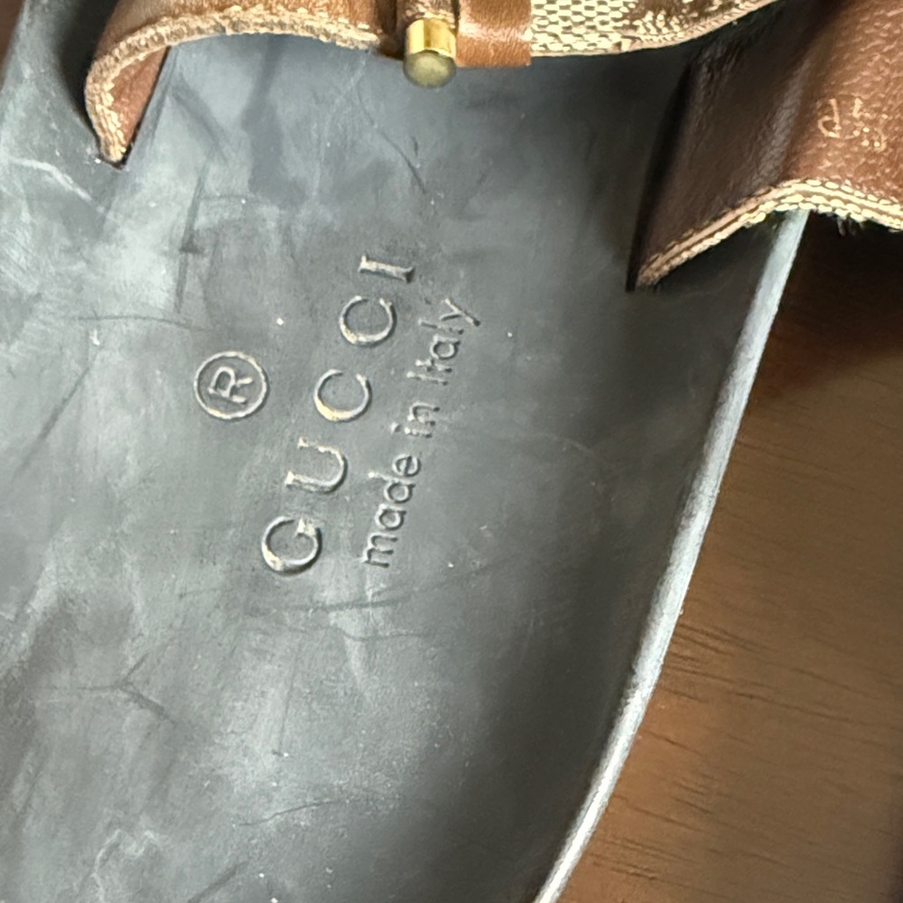 Gucci Brown GG Canvas Slide Sandals with Black Footbed US size 9.5 - Picture 6 of 6